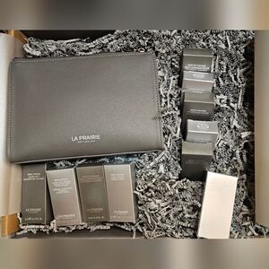 La Prairie Skincare Set in Gray and Silver